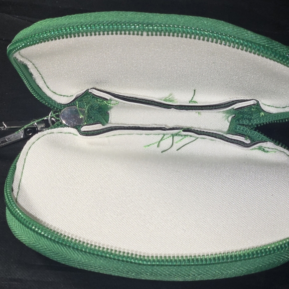 STEVE MADDEN BEVELYN SATCHEL CROSSBODY BAG W AIR POD CASE GREEN CHANGEABLE STRAP - Picture 12 of 13